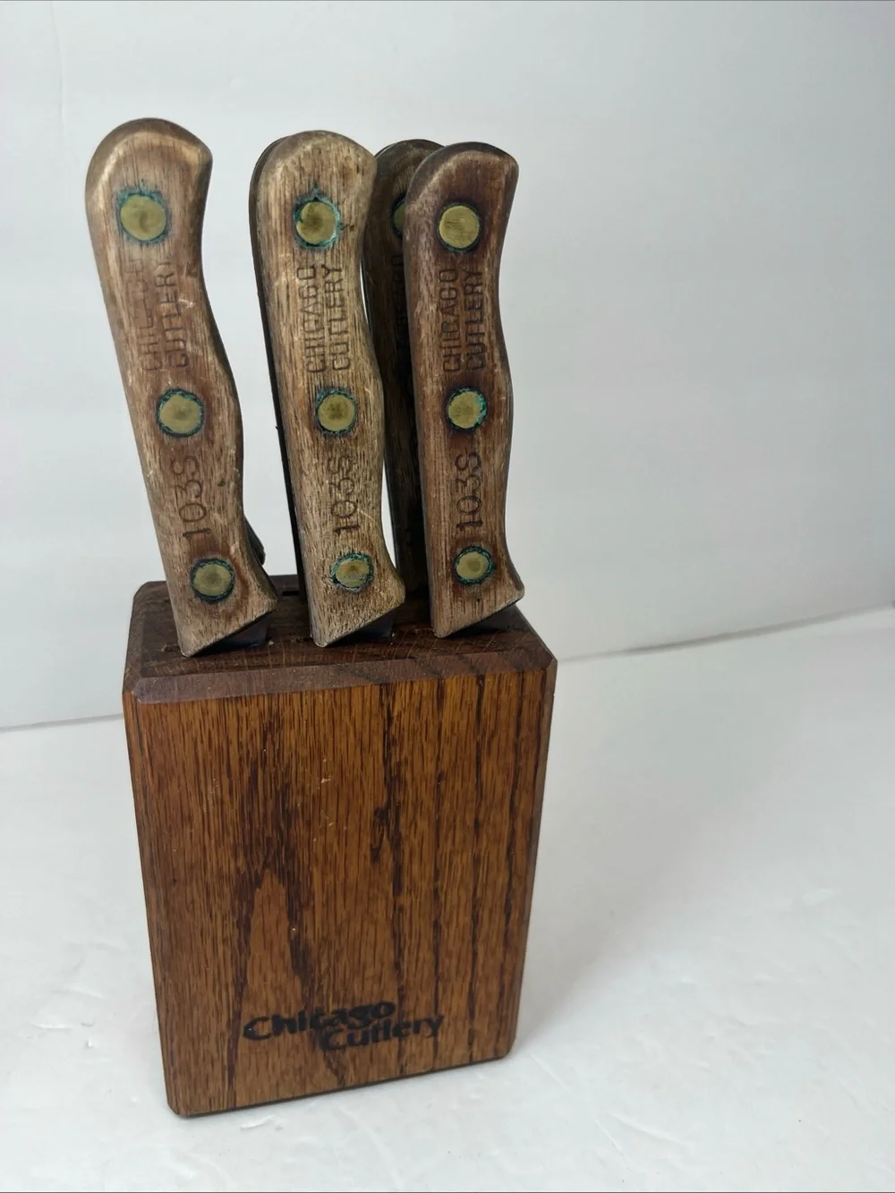 Set of 6 Vintage Chicago Cutlery USA Walnut Handle Steak Knives with Block.